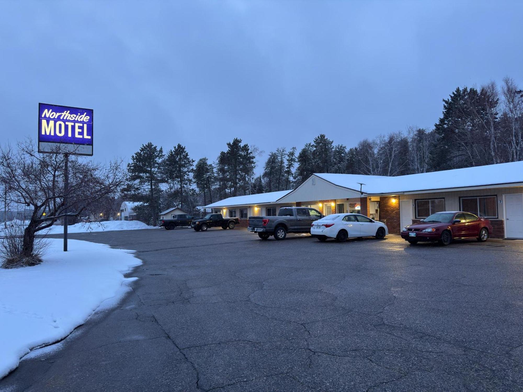 Northside Motel Vermilion Bay Buitenkant foto